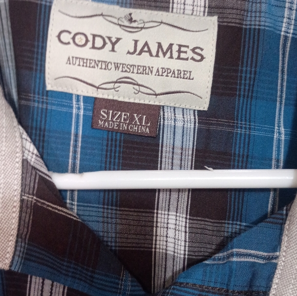 Two Nice Cowboy Shirts, - Picture 2 of 2